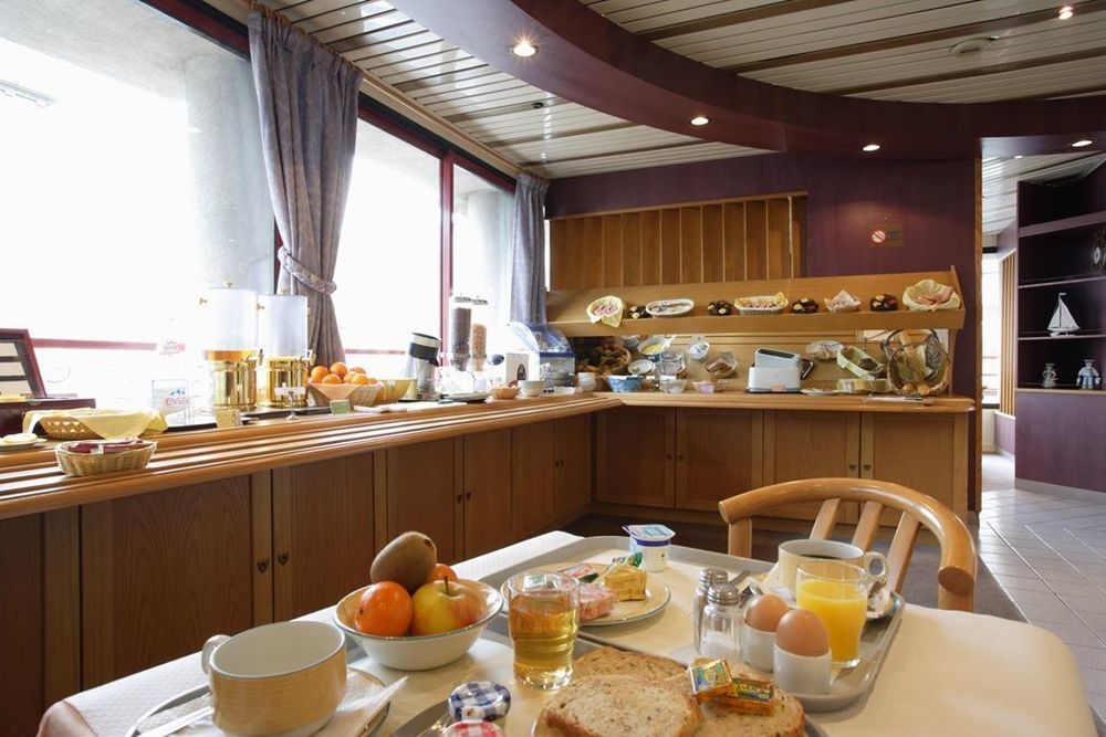 Kyriad Hotel Brest Restaurant foto